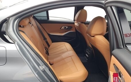 BMW 3 серия, 2023 год, 2 730 070 рублей, 14 фотография