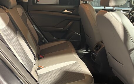 Volkswagen Taos, 2021 год, 2 390 000 рублей, 9 фотография