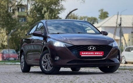 Hyundai Solaris II рестайлинг, 2022 год, 1 480 000 рублей, 3 фотография