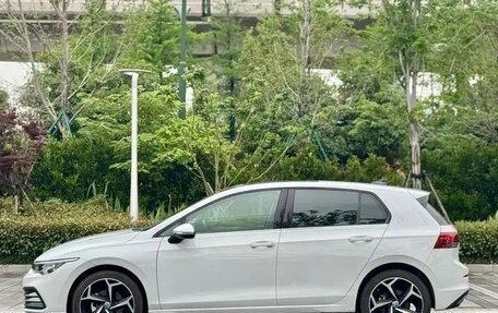 Volkswagen Golf VIII, 2021 год, 1 590 000 рублей, 7 фотография