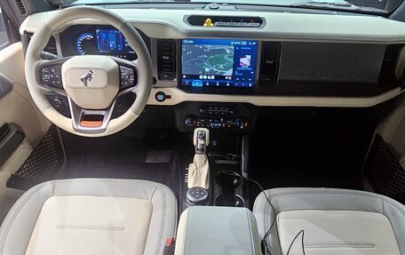 Ford Bronco, 2022 год, 5 640 015 рублей, 2 фотография