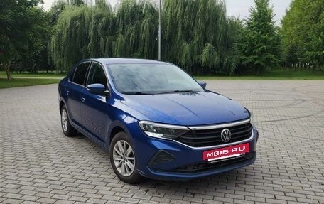 Volkswagen Polo VI (EU Market), 2021 год, 1 280 000 рублей, 2 фотография