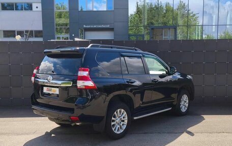 Toyota Land Cruiser Prado 150 рестайлинг 2, 2014 год, 3 350 000 рублей, 5 фотография