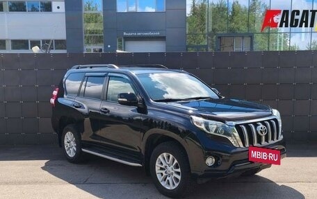 Toyota Land Cruiser Prado 150 рестайлинг 2, 2014 год, 3 350 000 рублей, 3 фотография