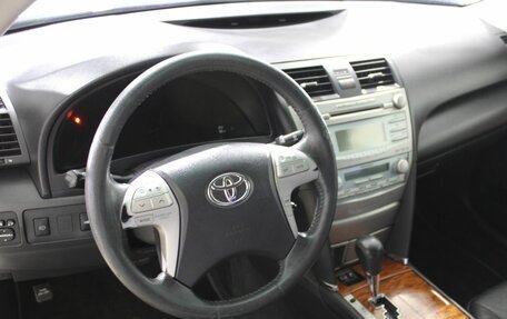 Toyota Camry, 2007 год, 770 000 рублей, 12 фотография