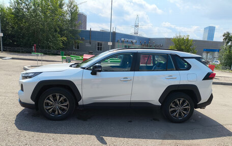 Toyota RAV4, 2024 год, 3 400 000 рублей, 4 фотография