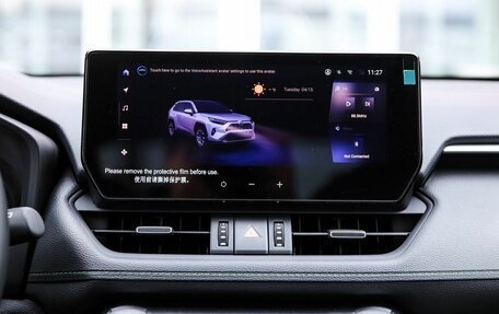 Toyota RAV4, 2024 год, 3 400 000 рублей, 18 фотография