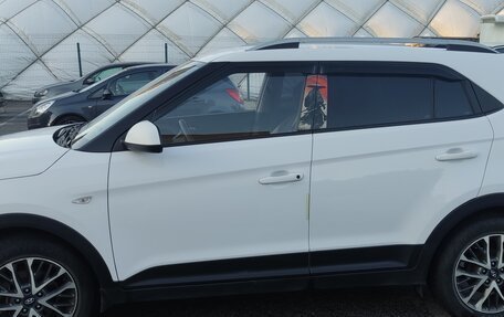 Hyundai Creta I рестайлинг, 2021 год, 2 200 000 рублей, 3 фотография