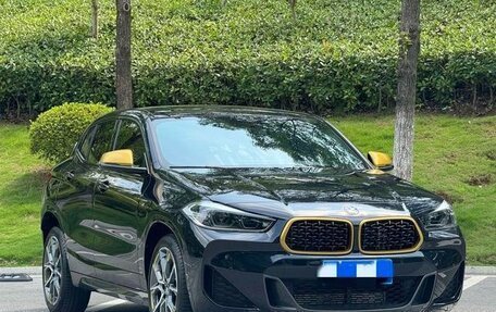 BMW X2, 2022 год, 1 800 000 рублей, 3 фотография