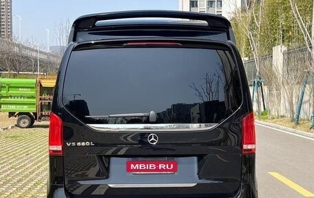 Mercedes-Benz V-Класс, 2021 год, 5 490 000 рублей, 4 фотография