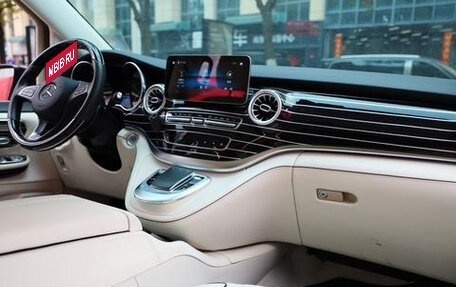 Mercedes-Benz V-Класс, 2021 год, 5 490 000 рублей, 11 фотография