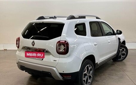 Renault Duster, 2021 год, 1 677 000 рублей, 2 фотография