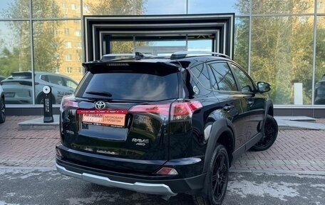 Toyota RAV4, 2017 год, 2 680 000 рублей, 6 фотография