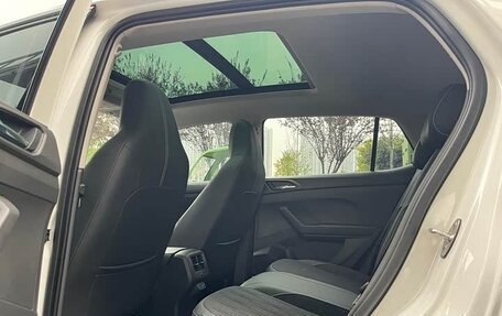 Volkswagen T-Cross I, 2021 год, 1 550 000 рублей, 10 фотография