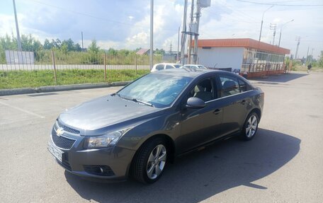 Chevrolet Cruze II, 2011 год, 500 000 рублей, 3 фотография