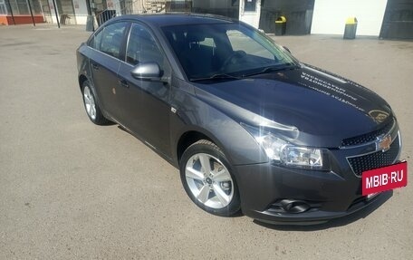 Chevrolet Cruze II, 2011 год, 500 000 рублей, 2 фотография