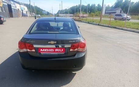 Chevrolet Cruze II, 2011 год, 500 000 рублей, 6 фотография