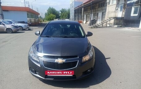 Chevrolet Cruze II, 2011 год, 500 000 рублей, 4 фотография