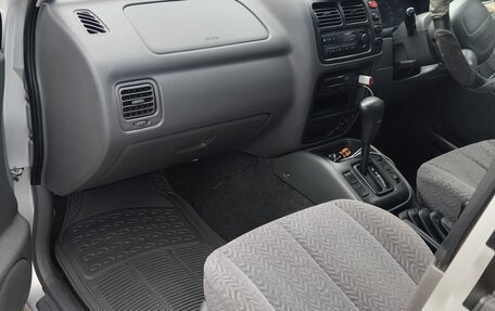 Suzuki Escudo III, 2000 год, 650 000 рублей, 14 фотография
