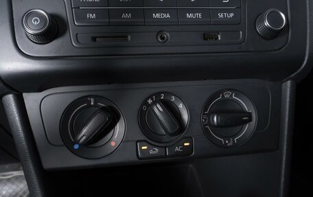 Volkswagen Polo VI (EU Market), 2012 год, 874 000 рублей, 18 фотография