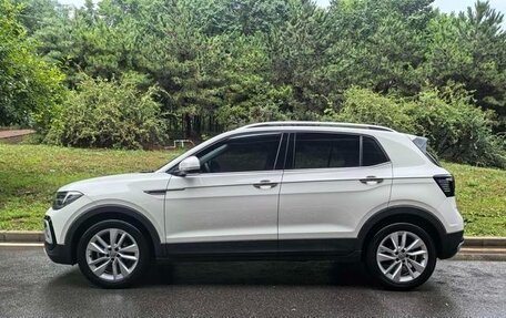 Volkswagen T-Roc I, 2020 год, 1 300 000 рублей, 2 фотография