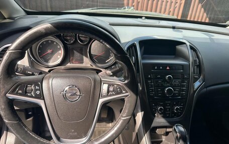 Opel Astra J, 2013 год, 830 000 рублей, 5 фотография