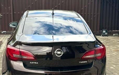 Opel Astra J, 2013 год, 830 000 рублей, 6 фотография