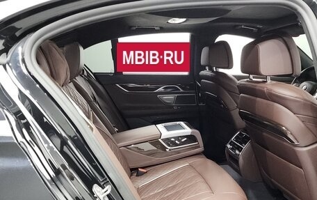 BMW 7 серия, 2021 год, 5 160 000 рублей, 15 фотография