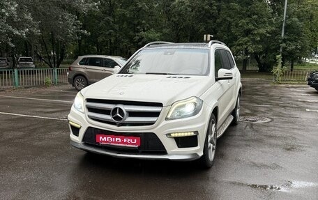 Mercedes-Benz GL-Класс, 2015 год, 3 050 000 рублей, 15 фотография