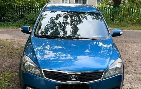 KIA cee'd I рестайлинг, 2010 год, 800 000 рублей, 2 фотография