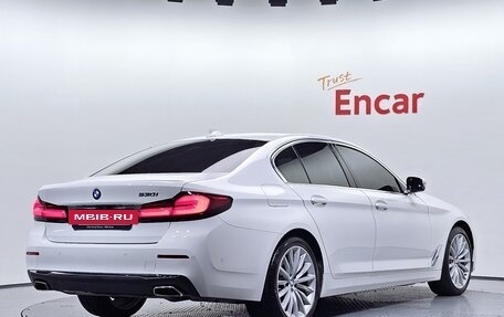 BMW 5 серия, 2022 год, 3 210 000 рублей, 2 фотография