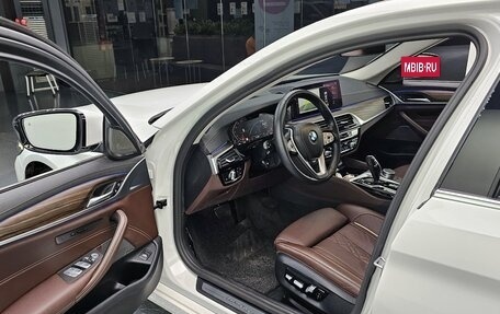 BMW 5 серия, 2022 год, 3 210 000 рублей, 8 фотография
