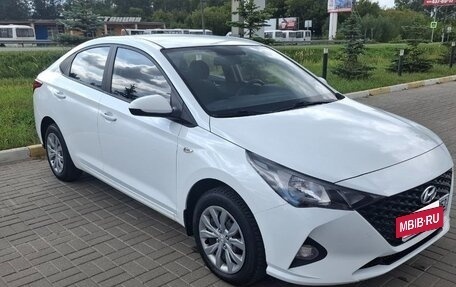 Hyundai Solaris II рестайлинг, 2020 год, 1 295 000 рублей, 3 фотография