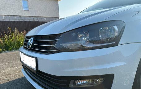 Volkswagen Polo VI (EU Market), 2017 год, 990 000 рублей, 3 фотография