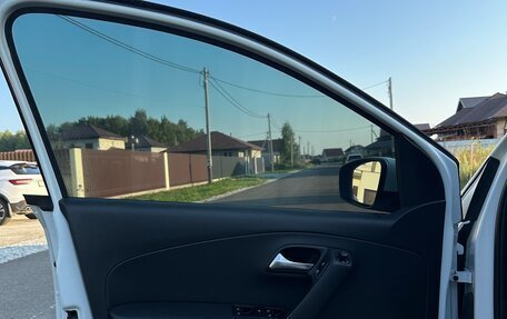 Volkswagen Polo VI (EU Market), 2017 год, 990 000 рублей, 25 фотография