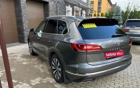 Volkswagen Touareg III, 2019 год, 5 000 000 рублей, 4 фотография