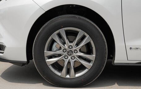 Toyota Sienna, 2022 год, 3 250 000 рублей, 18 фотография