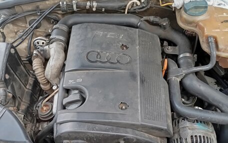 Audi A4, 1998 год, 400 000 рублей, 13 фотография
