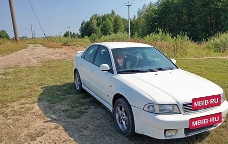 Audi A4, 1998 год, 400 000 рублей, 15 фотография