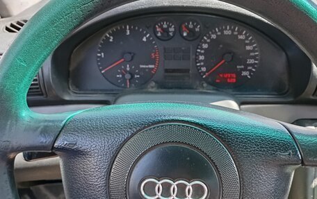 Audi A4, 1998 год, 400 000 рублей, 30 фотография