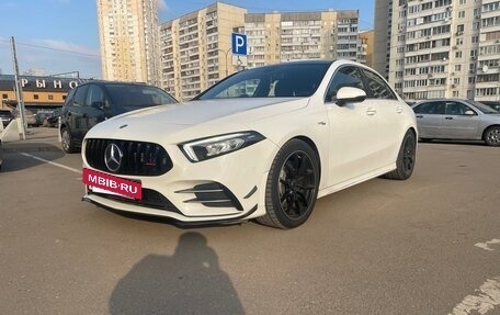 Mercedes-Benz A-Класс AMG, 2020 год, 4 000 000 рублей, 7 фотография