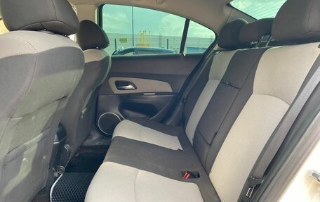 Chevrolet Cruze II, 2011 год, 600 000 рублей, 15 фотография