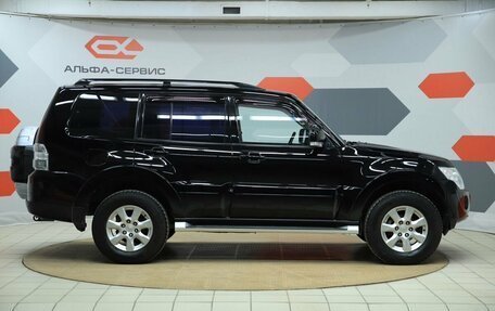 Mitsubishi Pajero IV, 2014 год, 2 450 000 рублей, 4 фотография