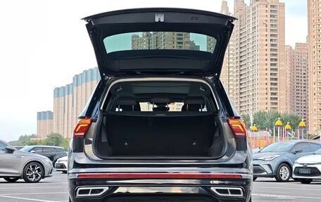 Volkswagen Tiguan II, 2022 год, 3 080 000 рублей, 22 фотография