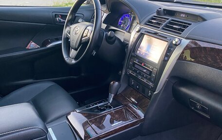 Toyota Camry, 2015 год, 2 350 000 рублей, 12 фотография