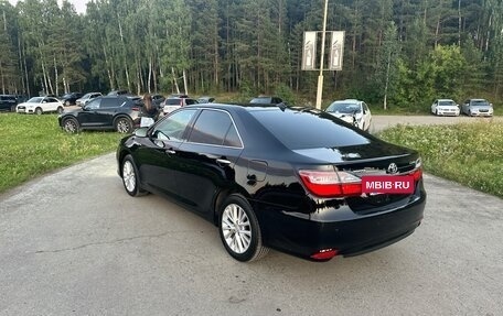 Toyota Camry, 2015 год, 2 350 000 рублей, 16 фотография