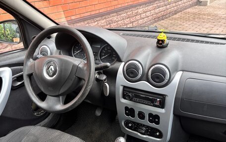 Renault Logan I, 2014 год, 600 000 рублей, 2 фотография
