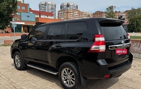 Toyota Land Cruiser Prado 150 рестайлинг 2, 2013 год, 3 890 000 рублей, 5 фотография