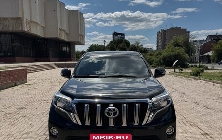Toyota Land Cruiser Prado 150 рестайлинг 2, 2013 год, 3 890 000 рублей, 2 фотография