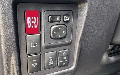 Toyota Land Cruiser Prado 150 рестайлинг 2, 2013 год, 3 890 000 рублей, 19 фотография